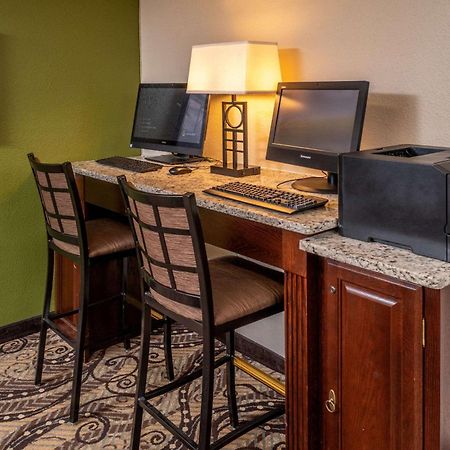 Rodeway Inn Barboursville Exteriér fotografie