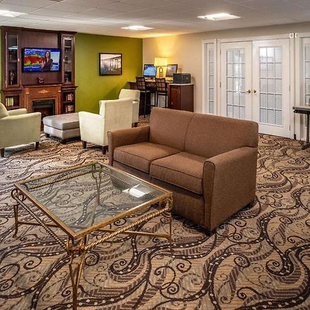 Rodeway Inn Barboursville Exteriér fotografie