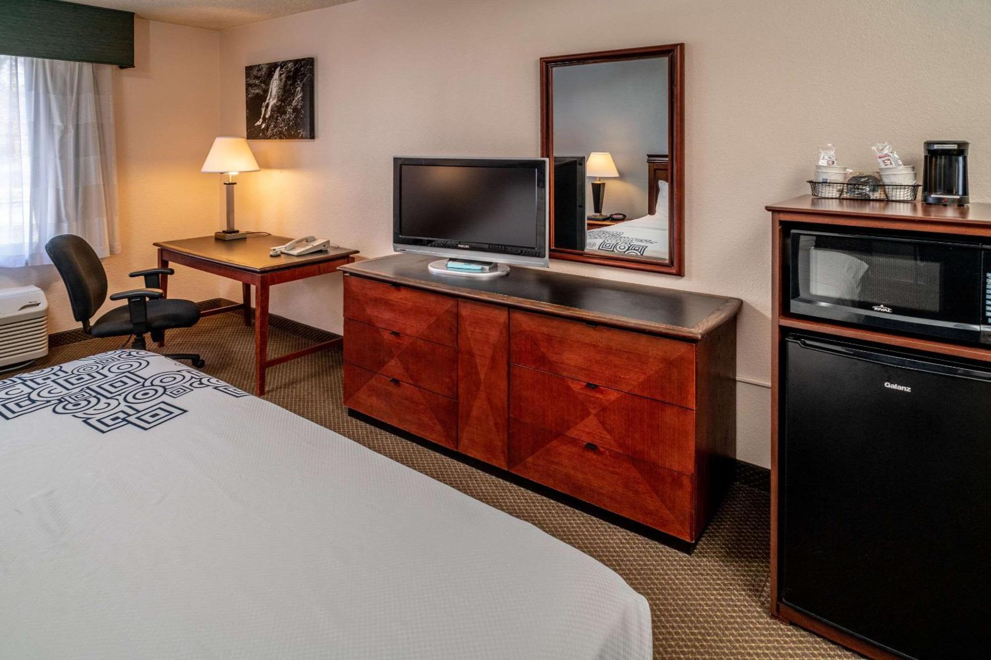 Rodeway Inn Barboursville Exteriér fotografie