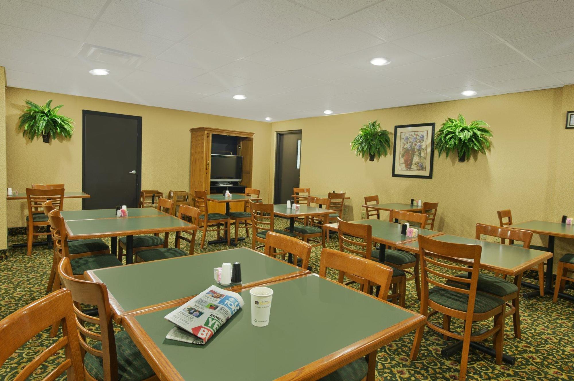 Rodeway Inn Barboursville Exteriér fotografie